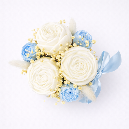 6 Flowers baby blue bouquet